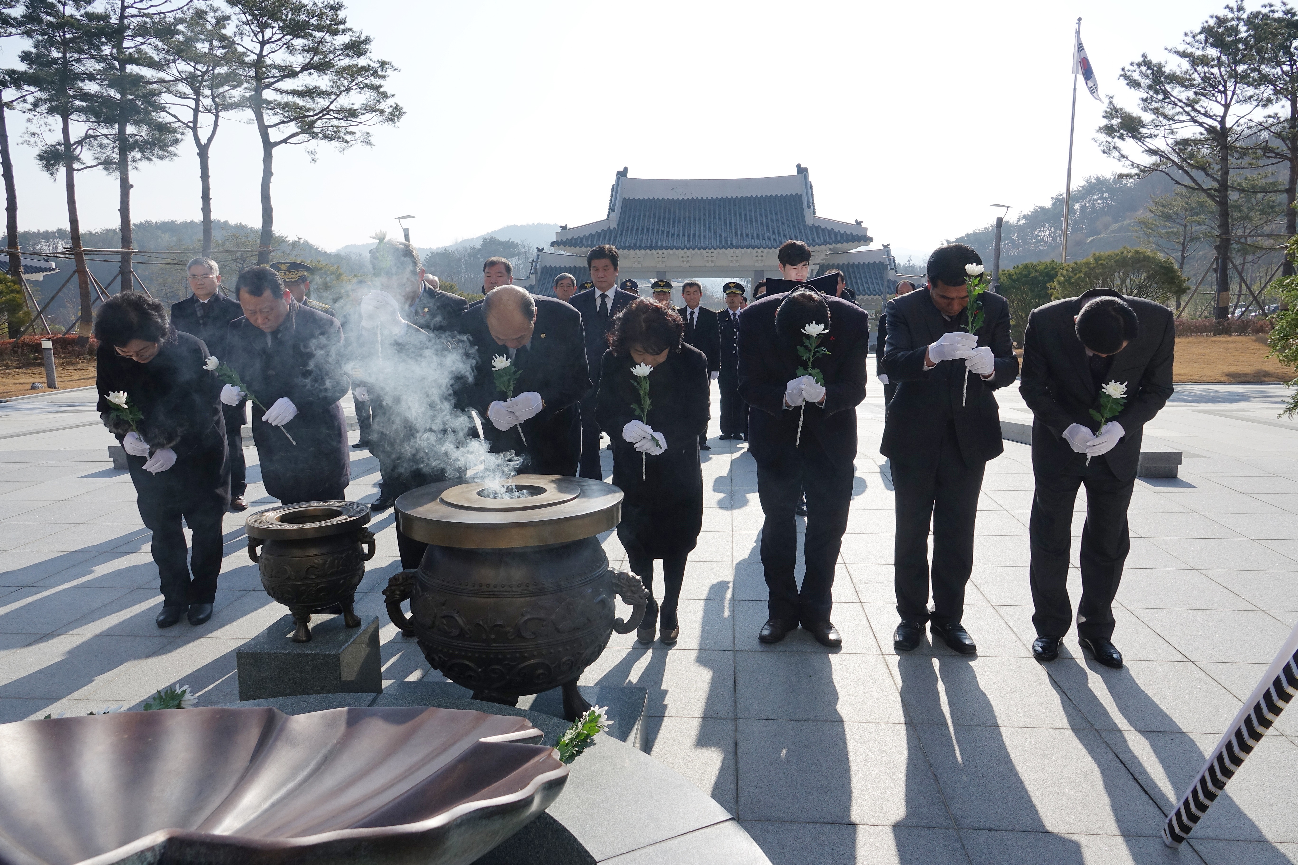 2017년도 시무식 및 현충탑 참배
