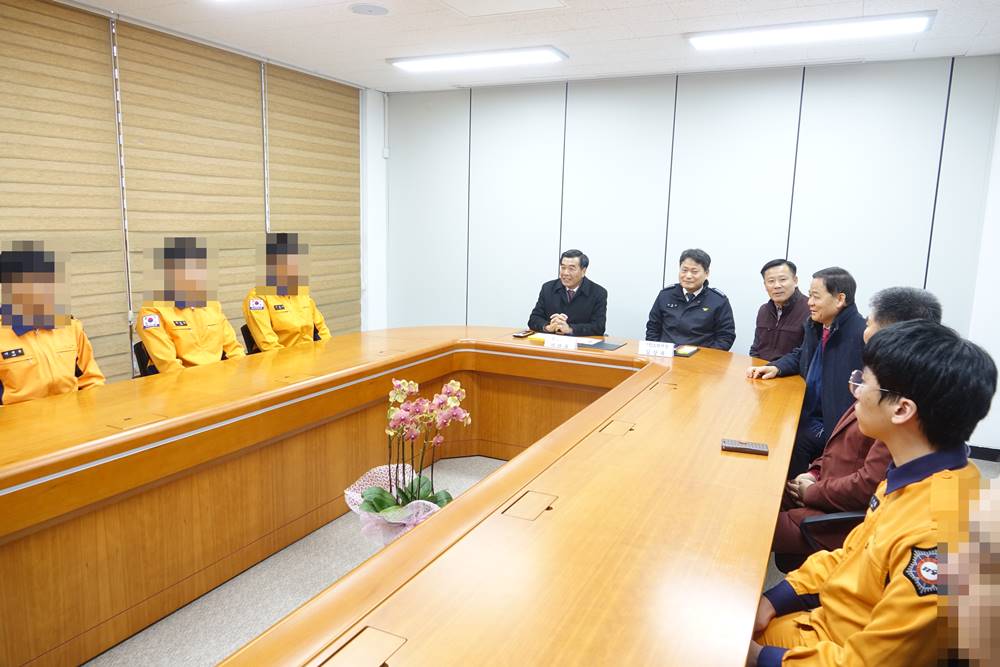 설맞이 위문 소방서, 경찰서